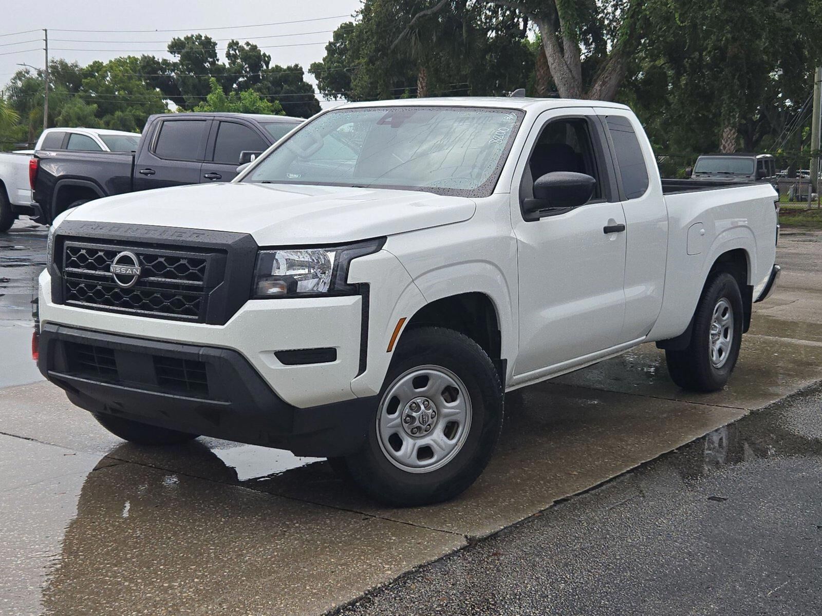 2022 NISSAN Frontier
