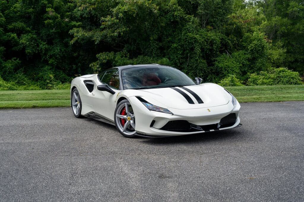 2022 FERRARI F8 Tributo