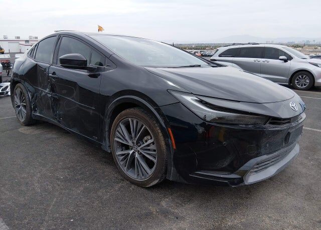 2025 TOYOTA PRIUS