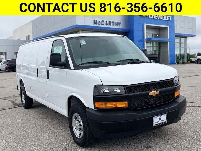 2026 CHEVROLET Express