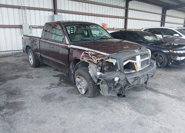 2005 DODGE Dakota