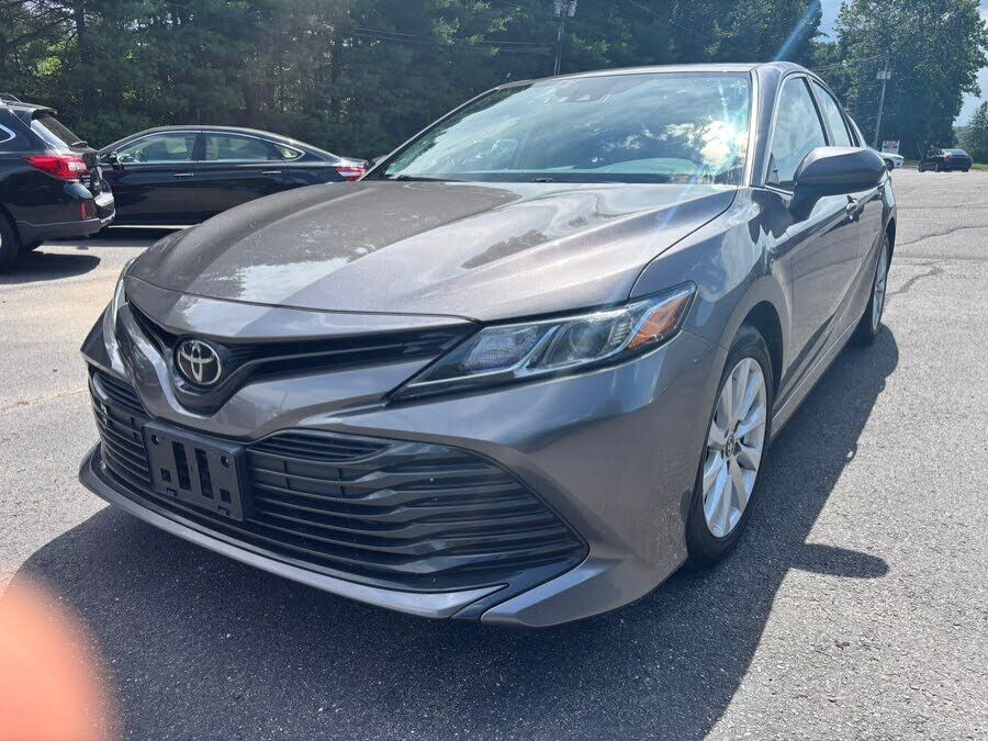 2019 TOYOTA Camry