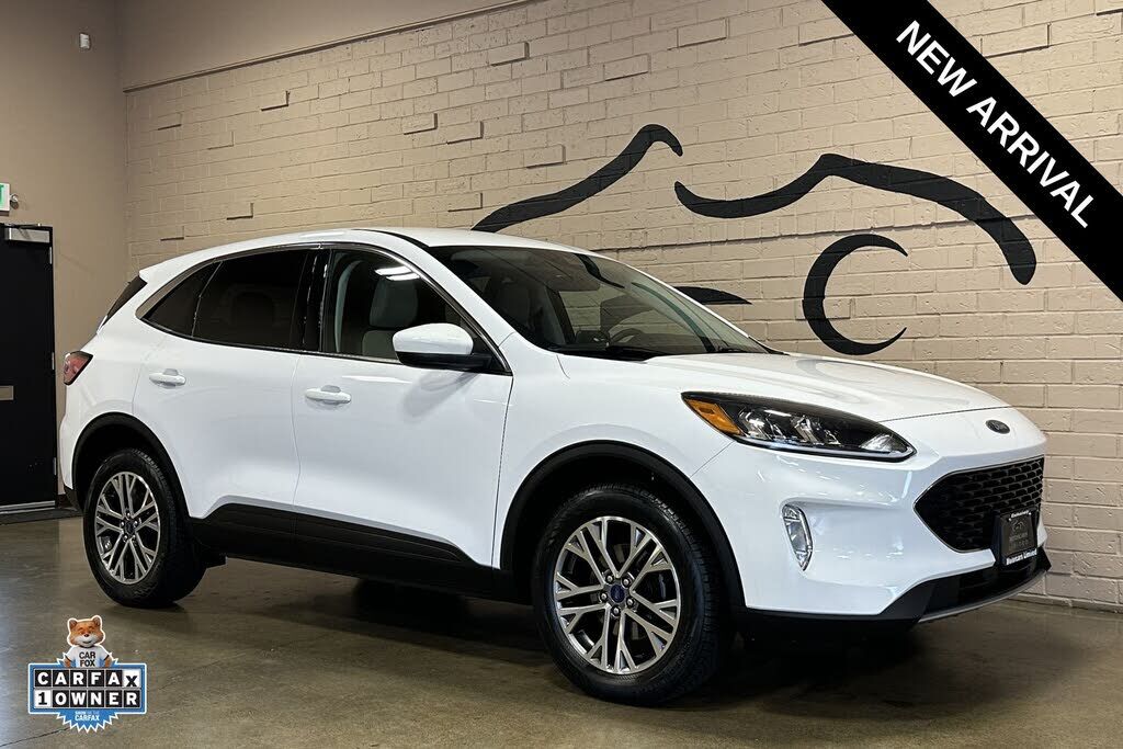 2022 FORD Escape