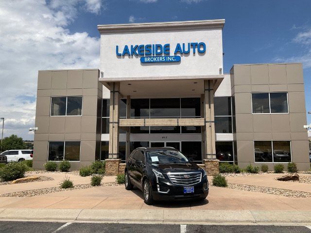 2017 CADILLAC XT5