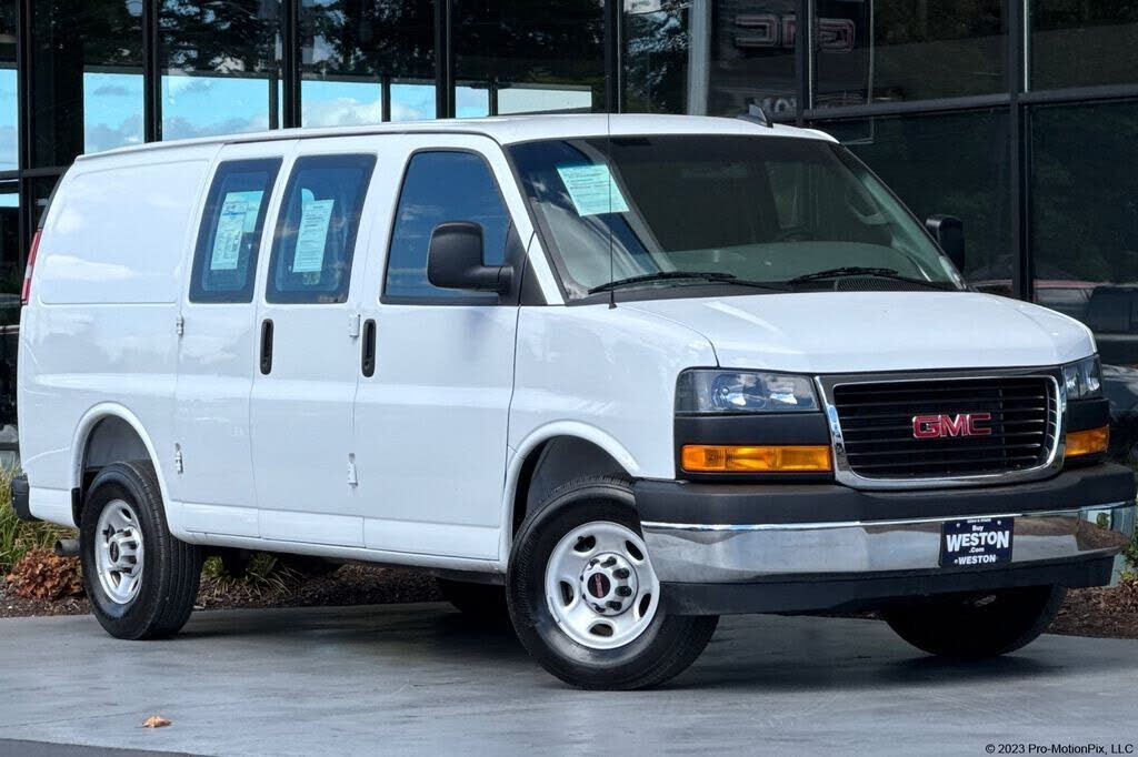 2025 GMC Savana