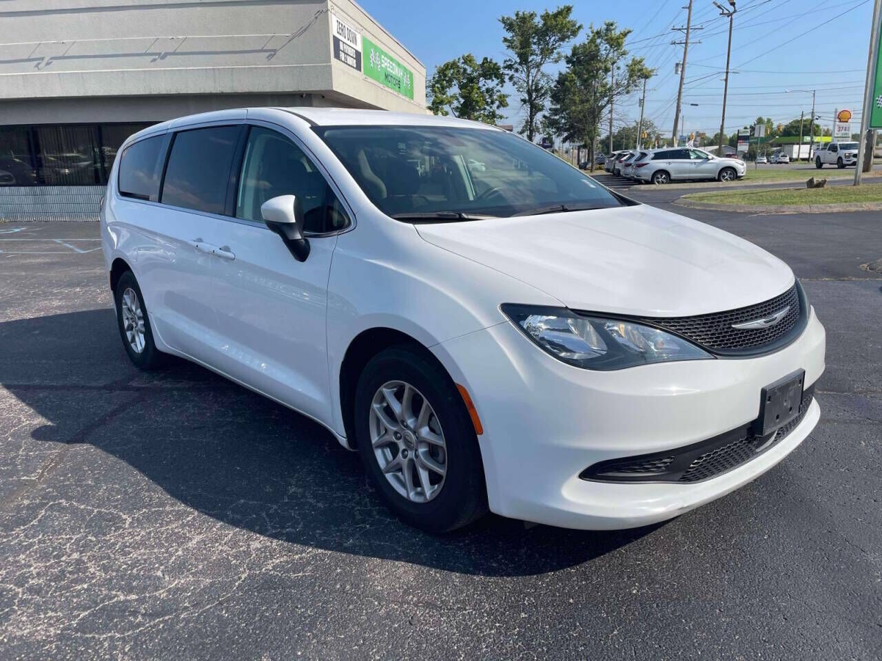 2022 CHRYSLER Voyager