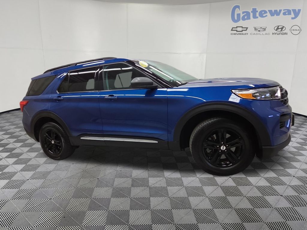 2022 FORD Explorer