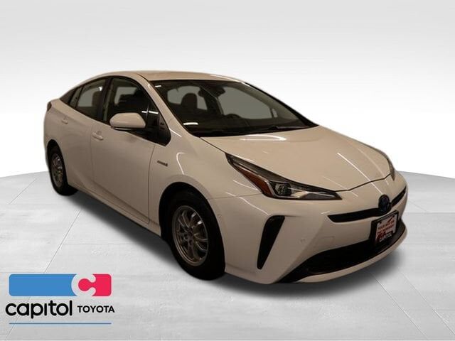 2022 TOYOTA PRIUS