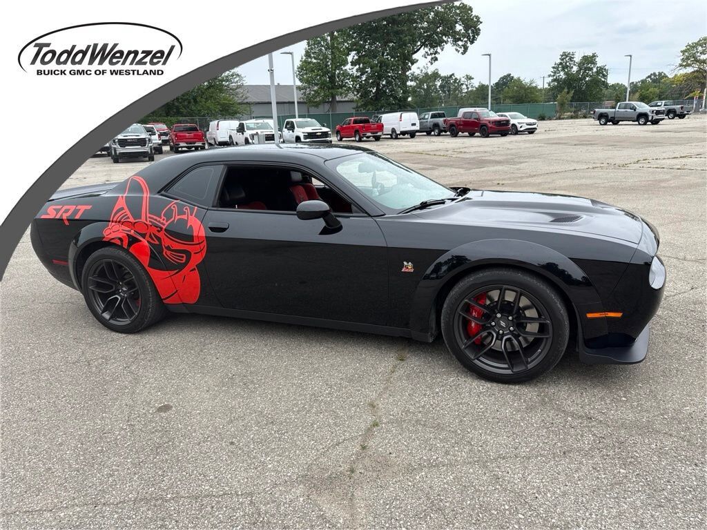 2022 DODGE Challenger