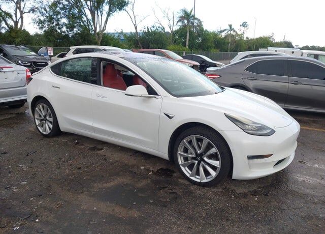 2017 TESLA Model 3