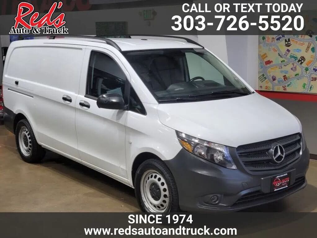 2022 MERCEDES-BENZ METRIS
