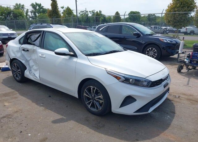 2023 KIA Forte