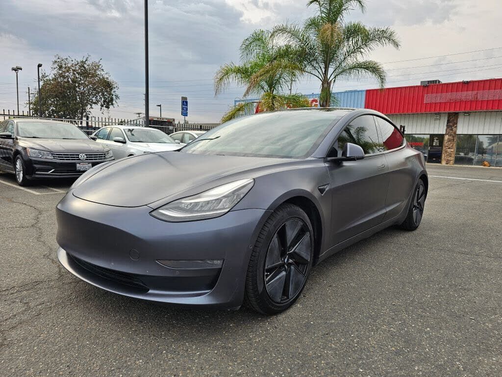 2019 TESLA Model 3
