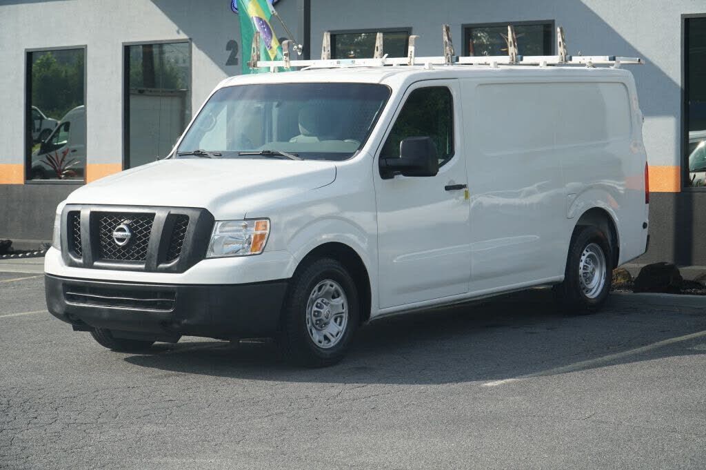 2018 NISSAN NV