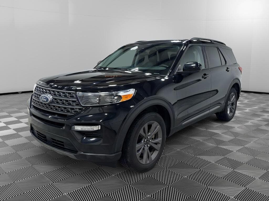 2024 FORD Explorer