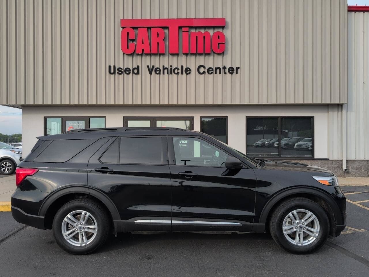 2020 FORD Explorer