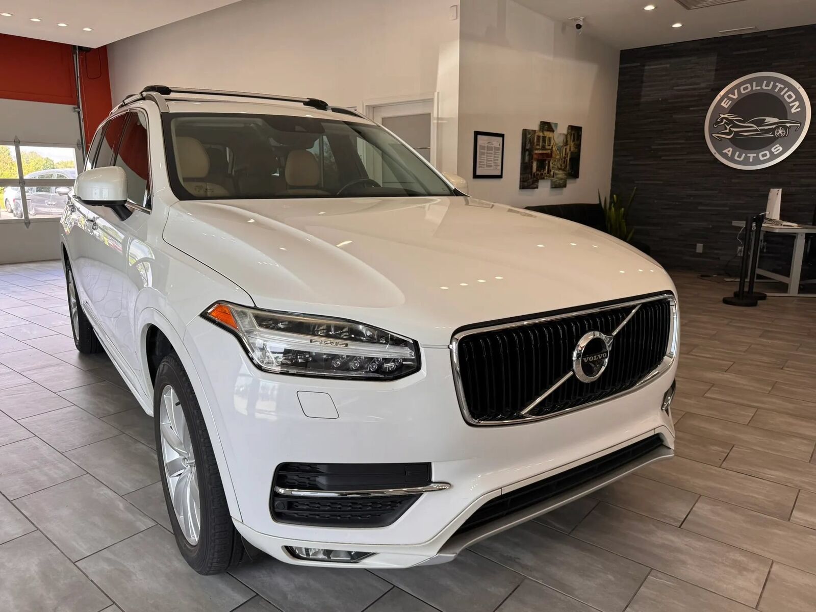 2016 VOLVO XC90