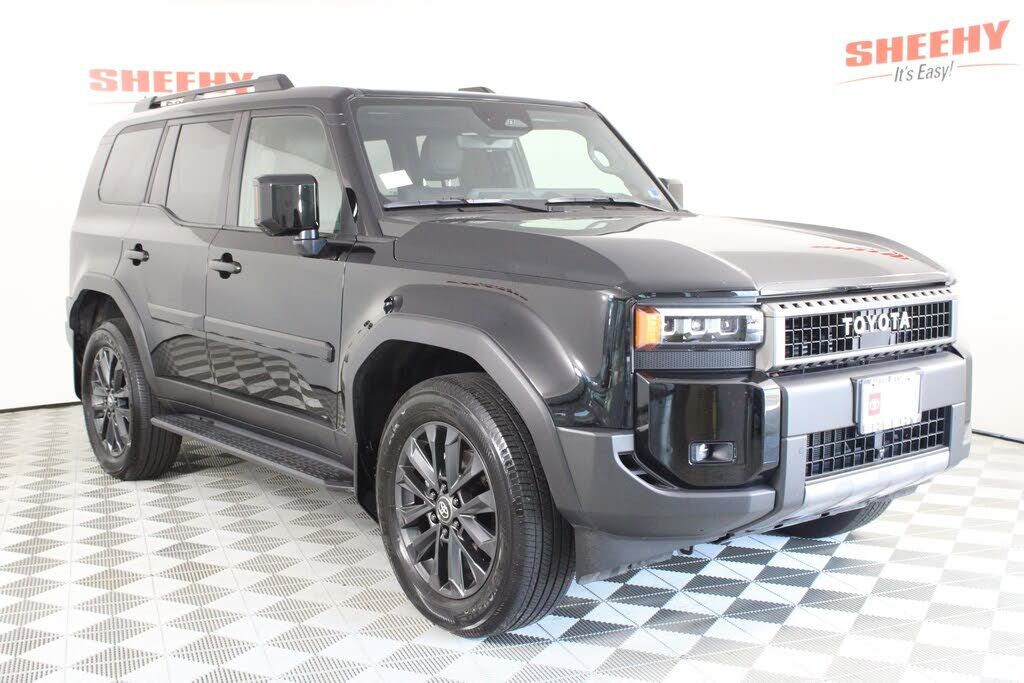 2025 TOYOTA Land Cruiser