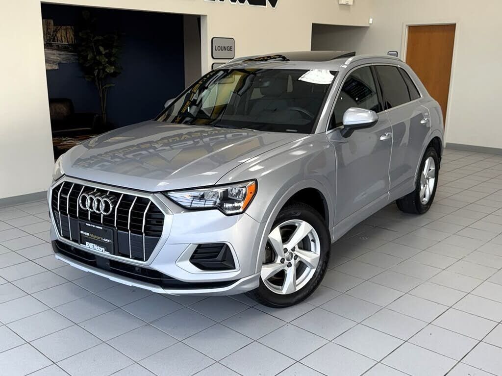 2019 AUDI Q3