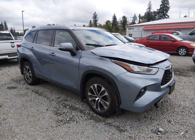 2020 TOYOTA Highlander