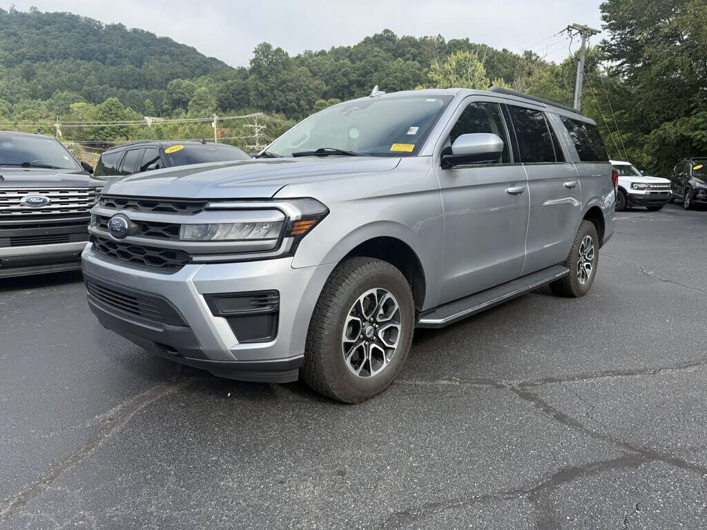 2023 FORD Expedition