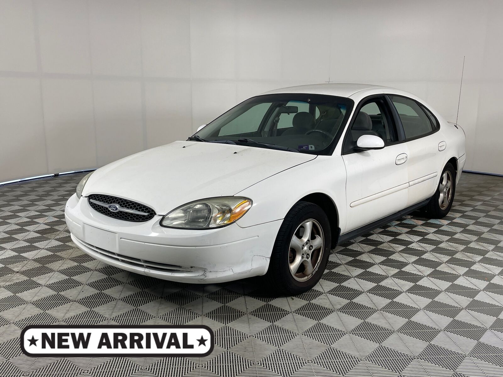 2003 FORD Taurus