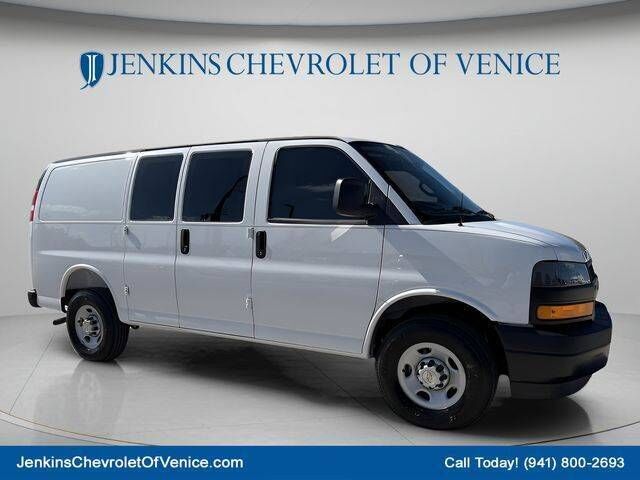 2025 CHEVROLET Express