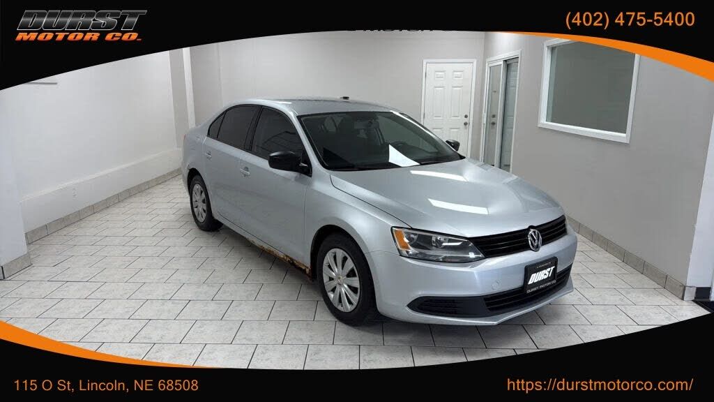 2011 VOLKSWAGEN Jetta