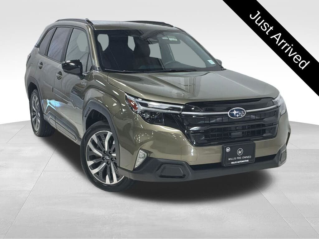 2025 SUBARU Forester