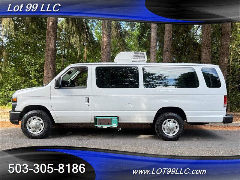 2009 FORD E-350