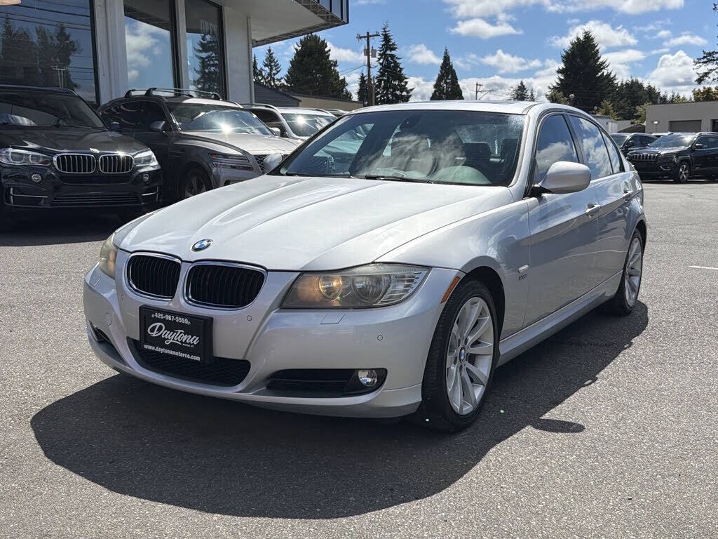 2011 BMW 3 Series