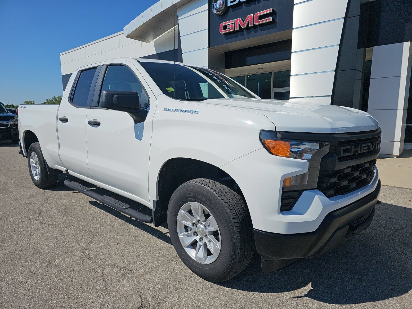2023 CHEVROLET Silverado