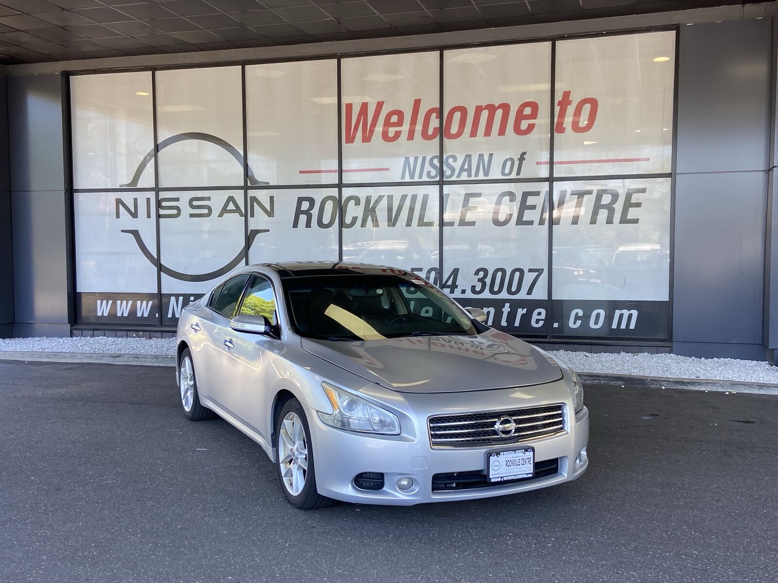 2009 NISSAN Maxima