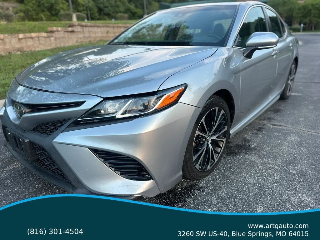 2018 TOYOTA Camry