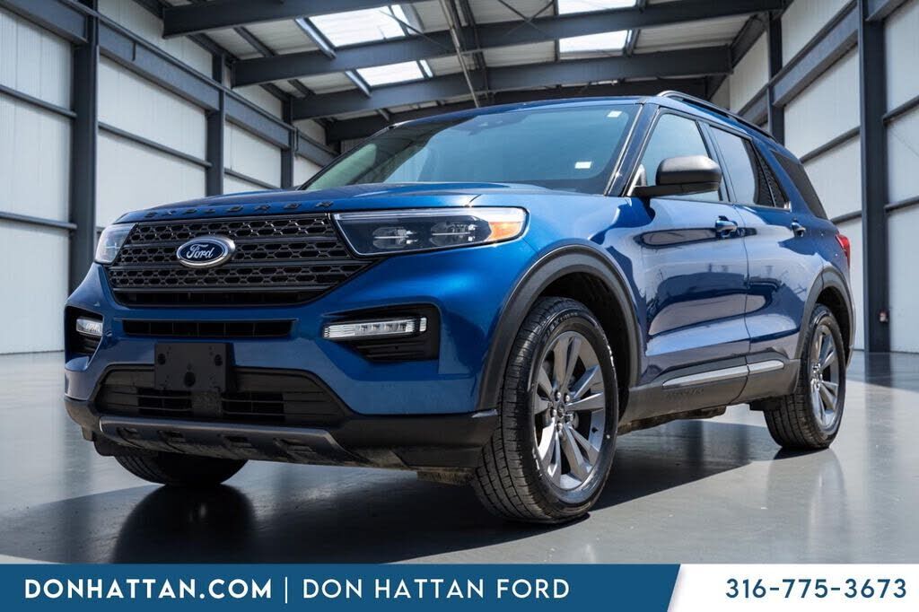 2021 FORD Explorer