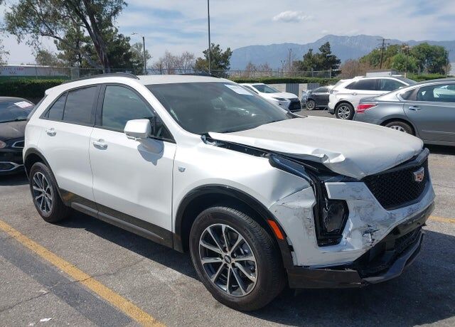 2025 CADILLAC XT4