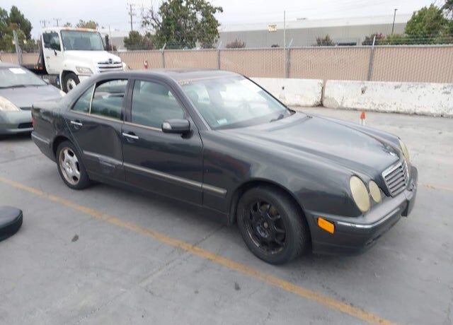 2001 MERCEDES-BENZ E-Class