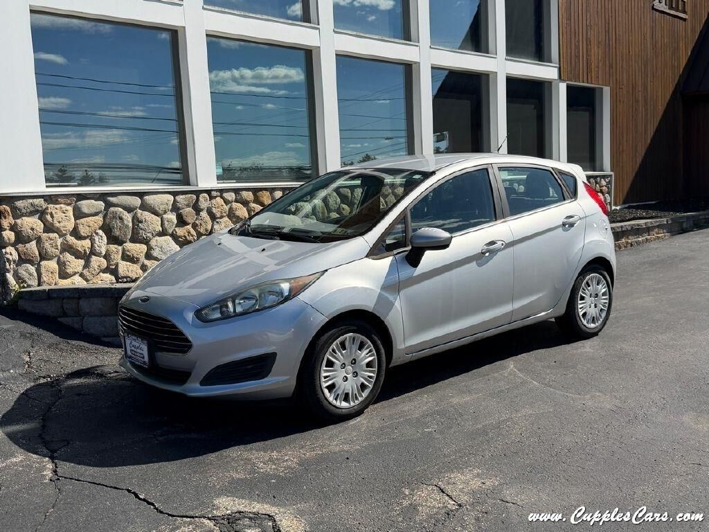 2016 FORD Fiesta