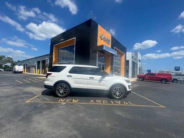 2016 FORD Explorer