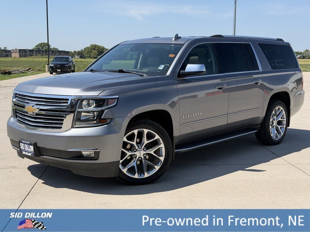 2020 CHEVROLET Suburban