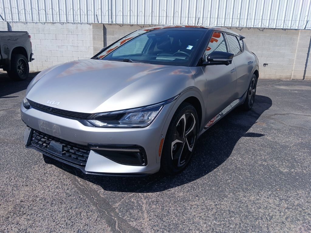 2023 KIA EV6