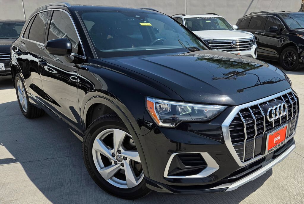 2019 AUDI Q3