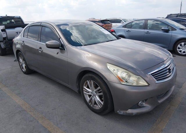 2010 INFINITI G37