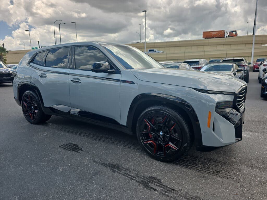 2024 BMW XM
