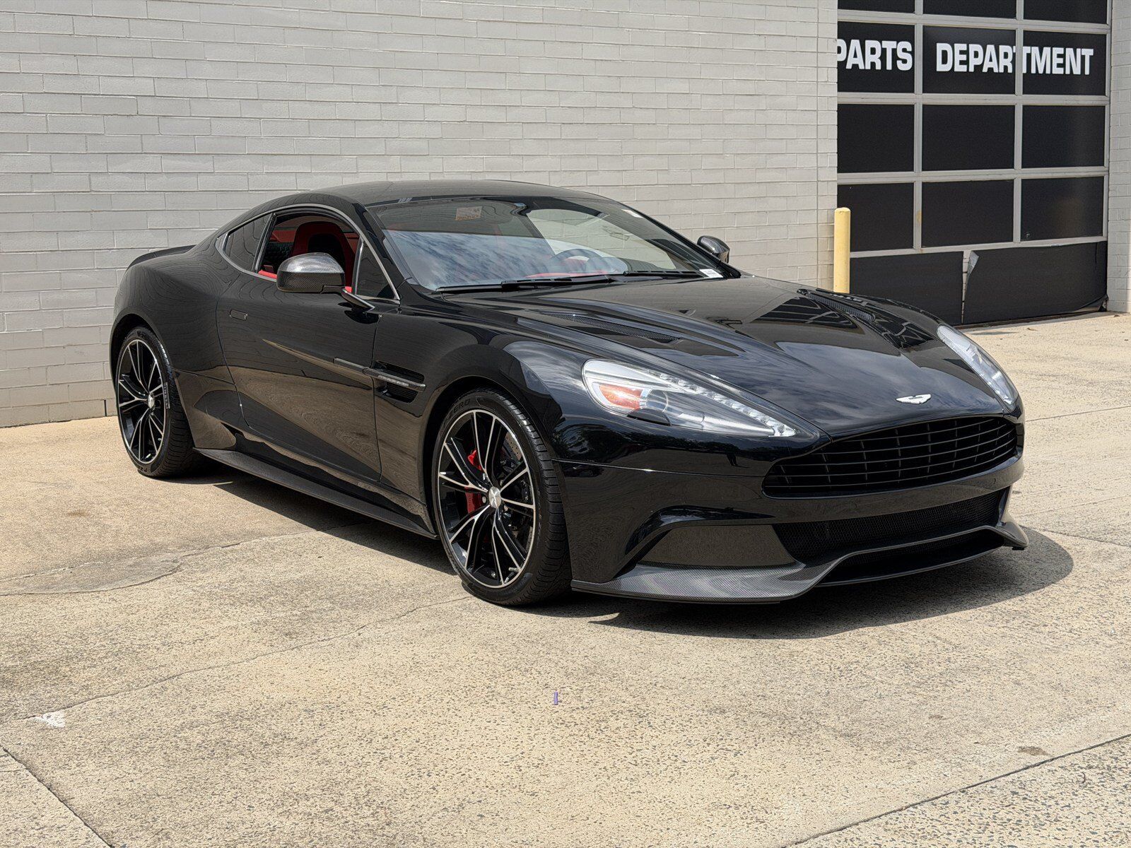 2014 ASTON MARTIN Vanquish