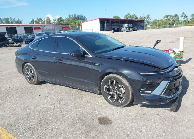 2025 HYUNDAI Sonata