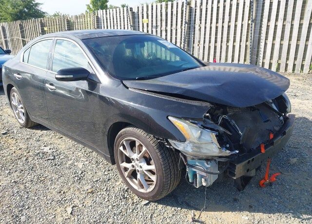 2013 NISSAN Maxima