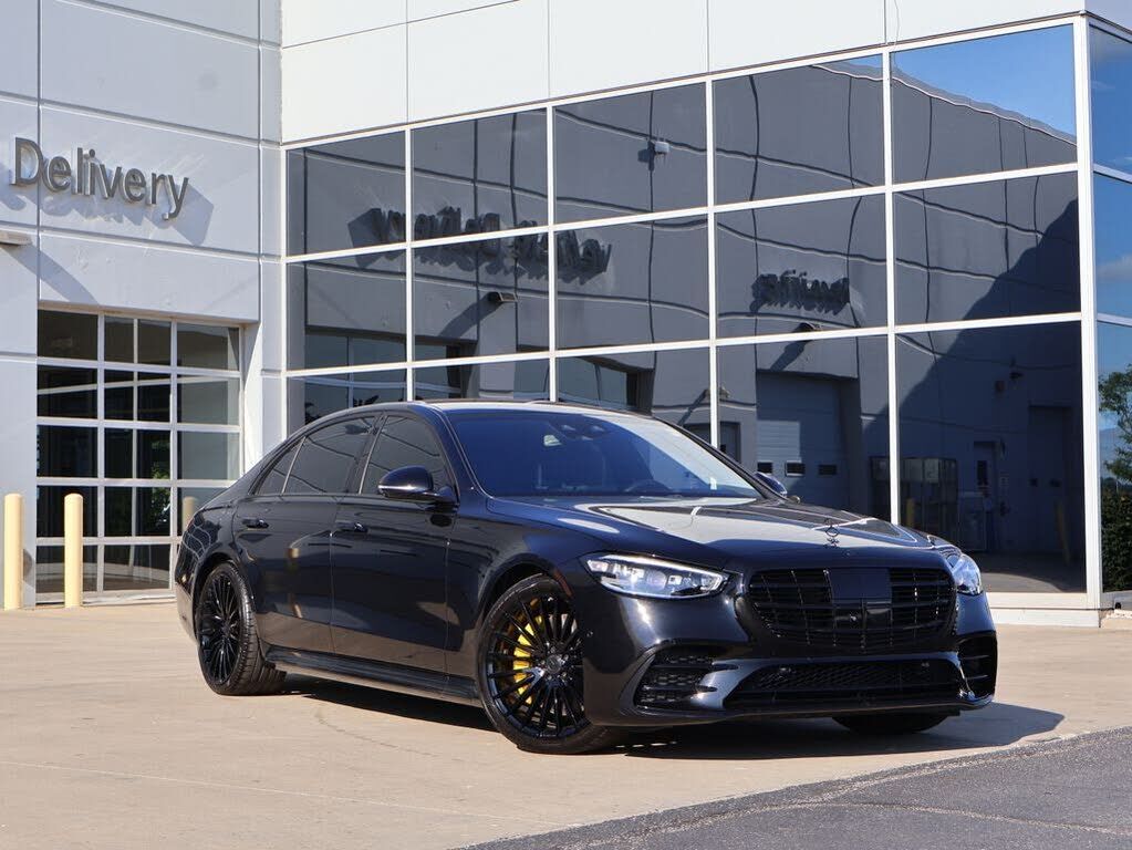 2022 MERCEDES-BENZ S-Class