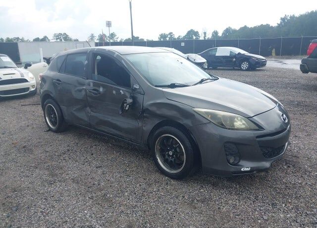 2013 MAZDA Mazda3