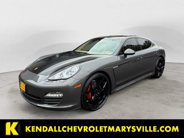 2013 PORSCHE Panamera